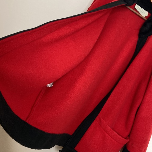 Fleece Jacket Womens Medium Large Red Black Maple Leaf Faux Fur Artisan Made - Picture 10 of 14